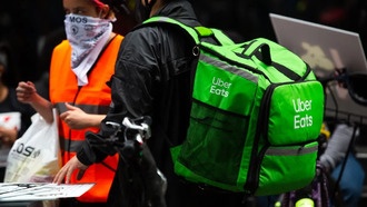 Uber критикует новые правила идентификации курьеров в Нью-Йорке