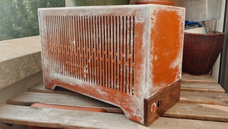 Энтузиаст превратил корпус ПК в старинный терракотовый горшок