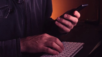 Мошенники притворяются медработниками, чтобы обмануть детей