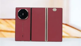 Huawei готовит флагманский Mate XT для конкуренции с iPhone 17