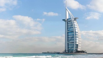 Дубай представил виртуальную «эмиратскую семью» на основе ИИ