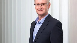 Глава Jaguar Land Rover Эдриан Марделл уходит в отставку в конце 2025 года