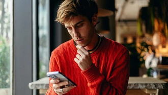 Россиянам рассказали о новой схеме мошенников с доступом к «Госуслугам»