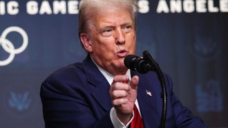 Трамп объявил о новых пошлинах на полупроводники