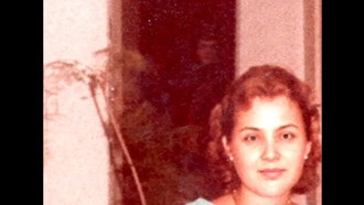 Игра Shutter Story предлагает искать призраков на старых фото — и это жутко