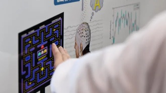 Китай представил план развития технологий интерфейса мозг-компьютер к 2027 году