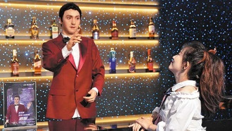 В Пекине открылся ресторан с роботами-официантами и барменами