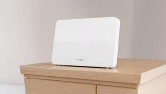 Huawei представила мобильный роутер 5 с поддержкой 4G, Wi-Fi 4 и подключением до 32 устройств