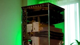 Xbox Series X в прозрачном корпусе: фанаты и Microsoft в восторге