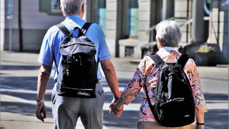 Работа после выхода на пенсию повышает удовлетворённость жизнью — особенно у мужчин