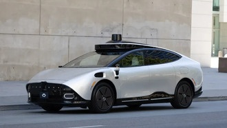 Представлен первый в мире серийный автомобиль с автономным управлением уровня L4