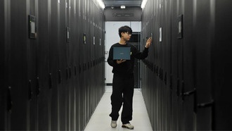 Китай обязал компании закупать 50% чипов у местных производителей