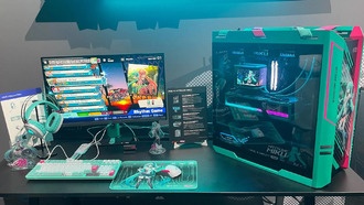 Asus анонсировала игровое железо в стиле Хацунэ Мику