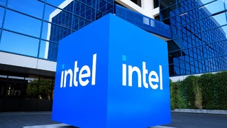 Белый дом подтвердил переговоры о покупке 10% акций Intel