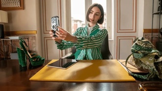 «Эмили в Париже» переезжает в Венецию: дата выхода и новые детали 5 сезона