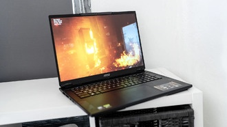 Обзор игрового ноутбука MSI Stealth 18 HX AI: мощный, но громоздкий