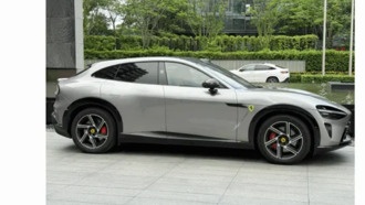 Владелец Xiaomi YU7 превратил свой кроссовер в «Ferrari» с помощью замены эмблем