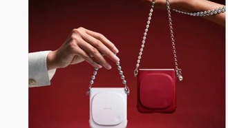 Xiaomi представила лимитированную версию смартфона-раскладушки с бриллиантом