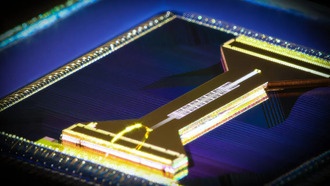 Учёные впервые смоделировали квантовое скремблирование информации на 20-кубитных компьютерах