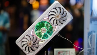 ASRock показала видеокарту RX 9070 XT Taichi с LCD-экраном, но в продажу она не поступит