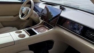 Внутренности нового AITO M7: три экрана и просторный салон