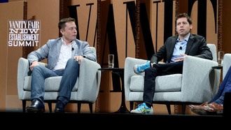 Илон Маск подал в суд на Apple и OpenAI, обвиняя их в антиконкурентном сговоре