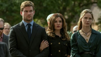 Кевин Уильямсон прокомментировал закрытие сериала «Хейвенпорт» на Netflix