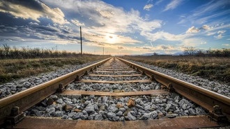 В Китае запускают высокоскоростную железную дорогу: время пути между Уханем и Ичаном сократится вдвое