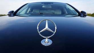 Mercedes-Benz продала свою долю в Nissan за 478,7 млрд иен