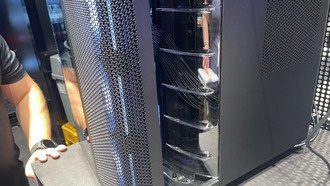 Многокамерные корпуса ПК на Gamescom 2025: новый уровень организации сборки