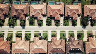 Политические партии игнорируют проблему экономического неравенства, показало масштабное исследование