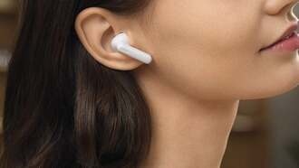 Huawei выпустила глобальную версию наушников FreeBuds SE 4 с шумоподавлением