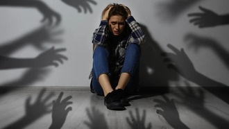 Исследование: употребление каннабиса для самолечения повышает риск паранойи