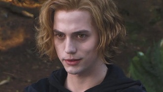 Звезда «Сумерек» предложил снять приквел о Джаспере Хейле