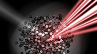 Двойное лазерное возбуждение значительно усиливает свечение наночастиц