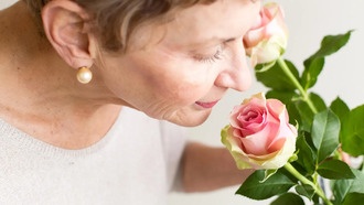 Потеря обоняния может быть ранним признаком болезни Альцгеймера