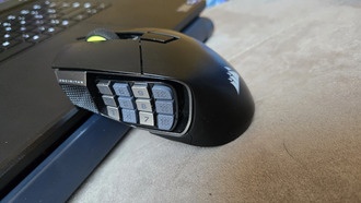 Обзор Corsair Scimitar Elite Wireless SE: игровая мышь и Stream Deck в одном корпусе