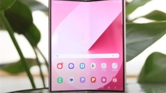 Samsung готовит первый в истории Android смартфон с тройным складывающимся экраном