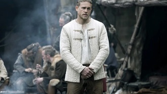 Чарли Ханнэм может вернуться в антологию «Монстры» в роли отца Лиззи Борден