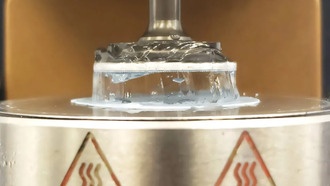 Мягкие материалы сохраняют «память» о прошлом дольше, чем считалось