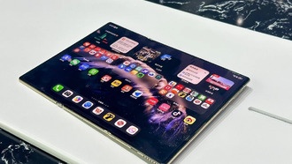Huawei Mate XTs: карманный ПК на HarmonyOS с тройным складыванием
