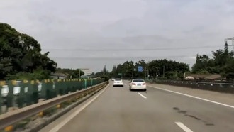 Система автономного вождения Aito M9 предотвратила аварию на трассе