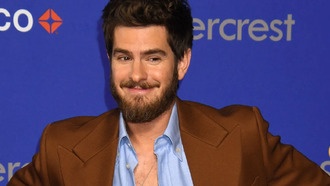 Кэтрин Уотерстон присоединилась к Эндрю Гарфилду в новом историческом эпосе Пола Гринграсса