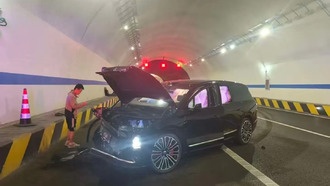 Новый Nio ES8 попал в первую аварию до старта продаж