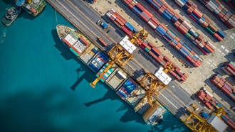 Повреждение подводных кабелей в Красном море замедлило интернет в Азии и на Ближнем Востоке