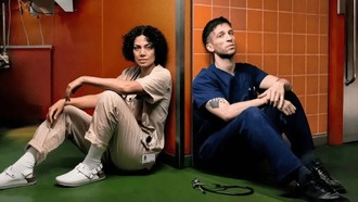 «Берлинская неотложка» возвращается: Apple TV+ продлил медицинскую драму на второй сезон