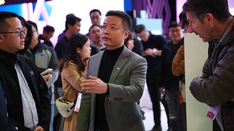 Глава Xiaopeng Motors предсказывает рост расходов на ИИ в автопроме до 300 млрд юаней в год