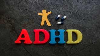 Педиатры слишком рано назначают лекарства от СДВГ дошкольникам