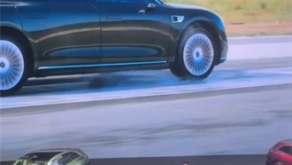 Глава Huawei осудил уличные гонки и дрифт как «глупое поведение»