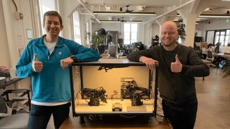 Стартап MicroFactory создал роботизированную мини-фабрику размером с клетку для собаки